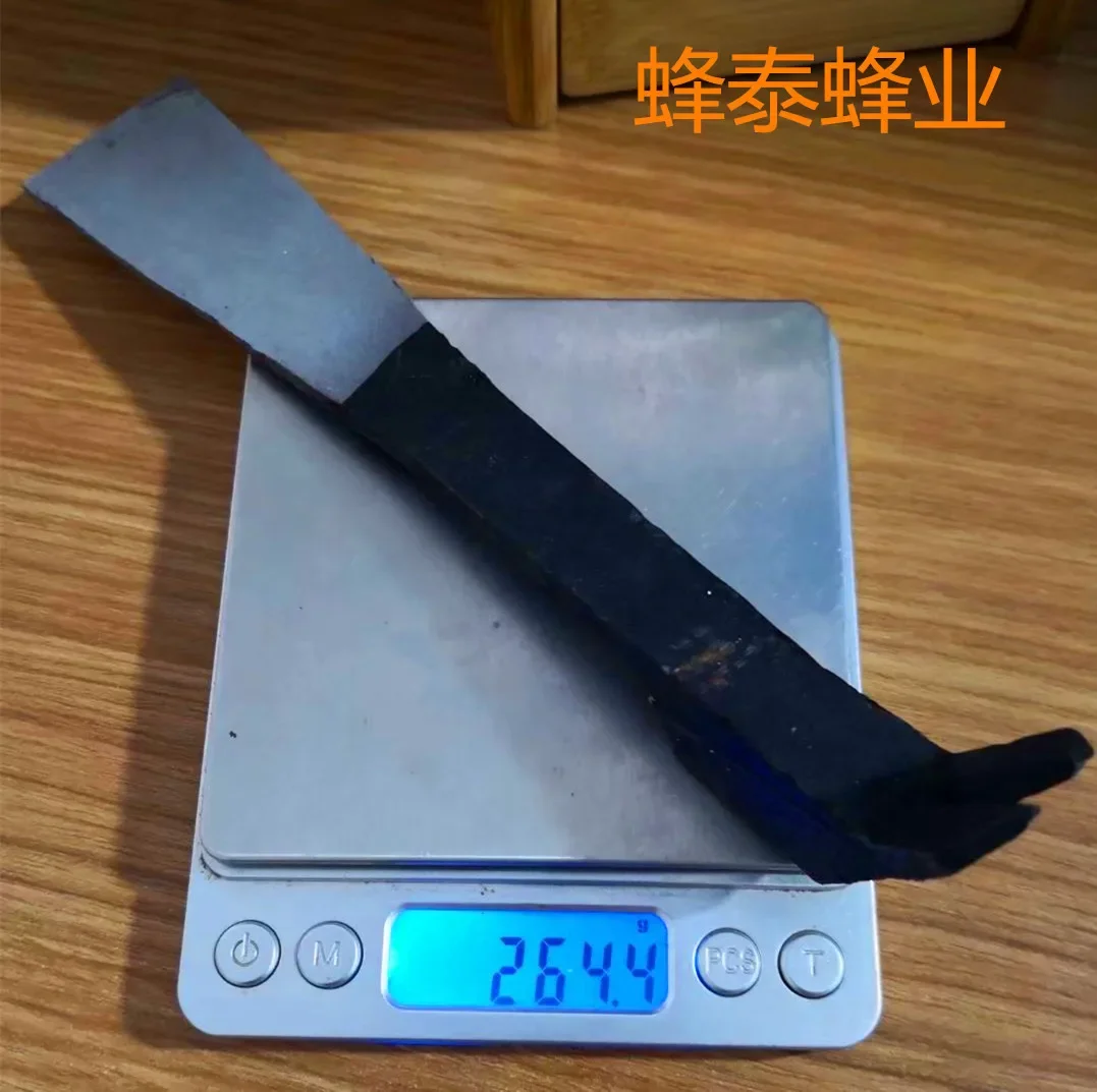 Scraper Handmade/Black Three-Purpose Resistant Export-type Scraper Beekeeping Tools
Scraper Handmade/Black Three-Purpose Resistant Export-type Scraper Beekeeping Tools