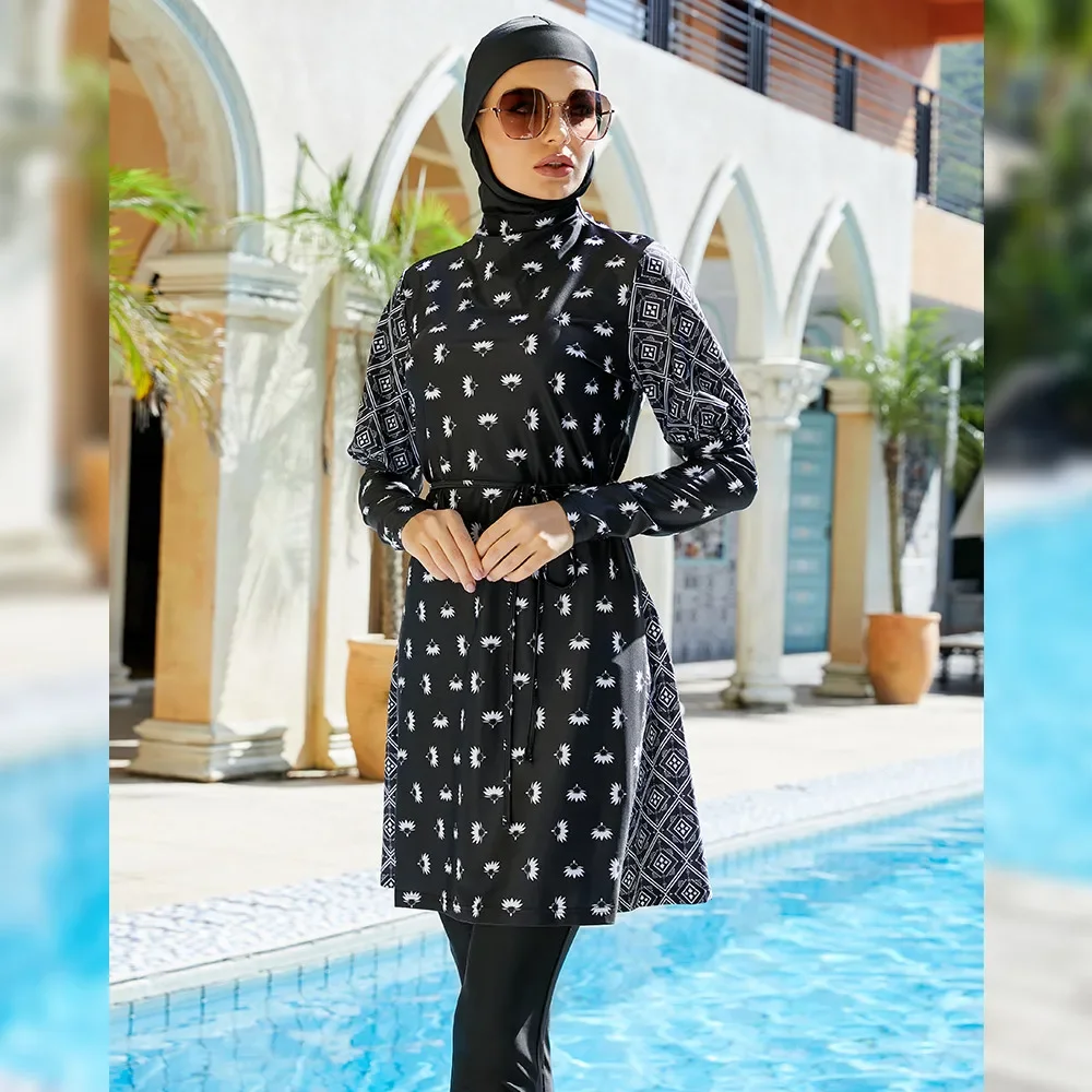 2025 Burkini Femme Musulmane Maillot De Bain Printed Muslim Swimwear Women 3 Pieces Swimsuit Cap Tops Pants Set Modest Burkinis
2025 Burkini Femme Musulmane Maillot De Bain Printed Muslim Swimwear Women 3 Pieces Swimsuit Cap Tops Pants Set Modest Burkinis
