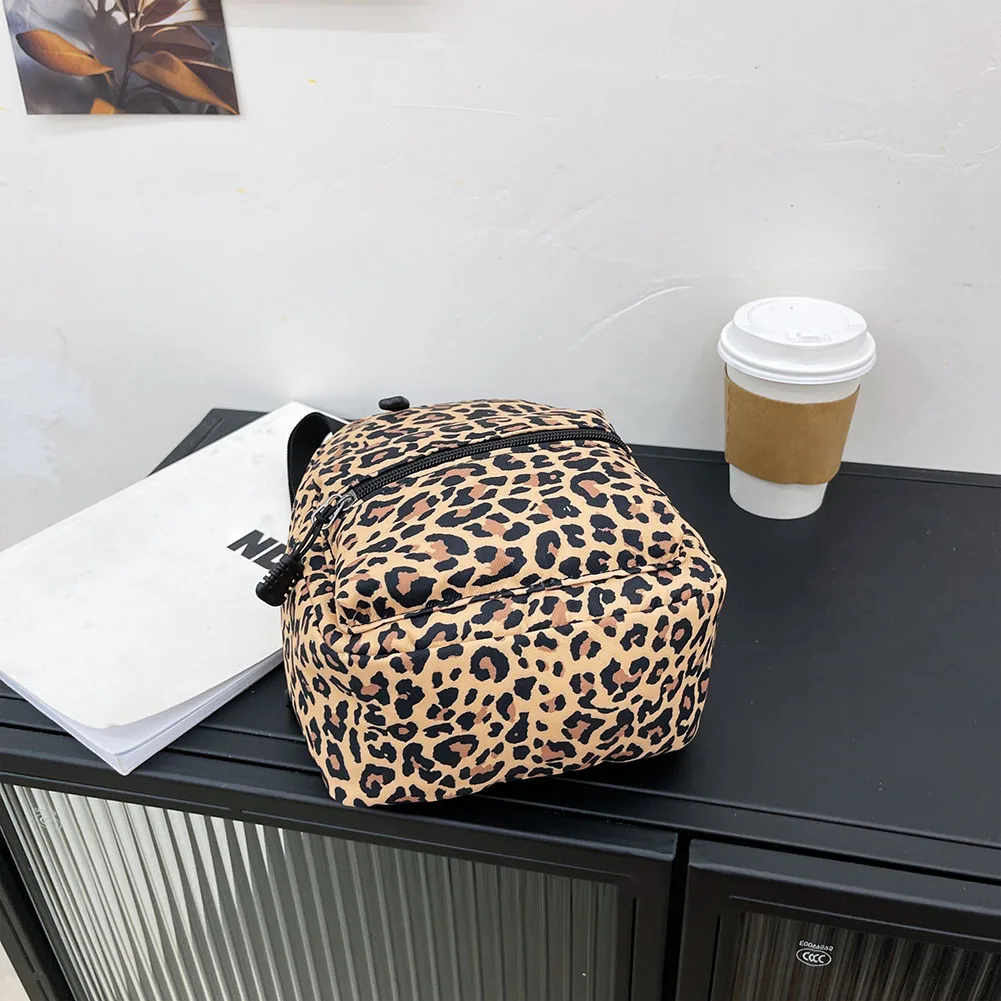 Stylish Women Backpack Preppy Style Animal Pattern Printing Nylon Handbags Leisure Large Knapsacks Backpacks
Stylish Women Backpack Preppy Style Animal Pattern Printing Nylon Handbags Leisure Large Knapsacks Backpacks
