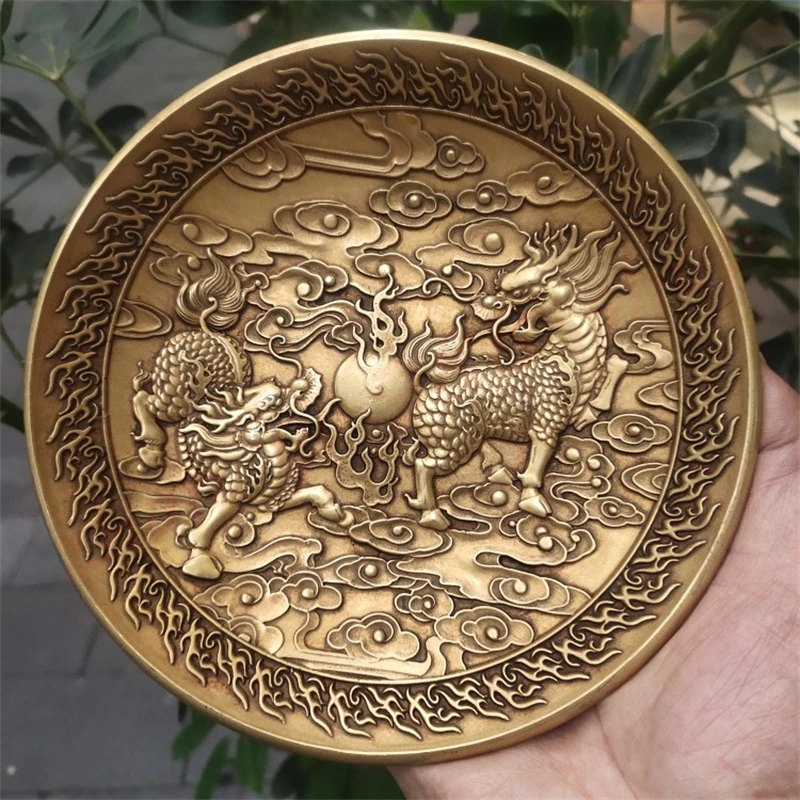 Vintage brass auspicious cloud auspicious beast Qilin copper plate, exquisite home crafts decoration, auspicious ornaments
Vintage brass auspicious cloud auspicious beast Qilin copper plate, exquisite home crafts decoration, auspicious ornaments