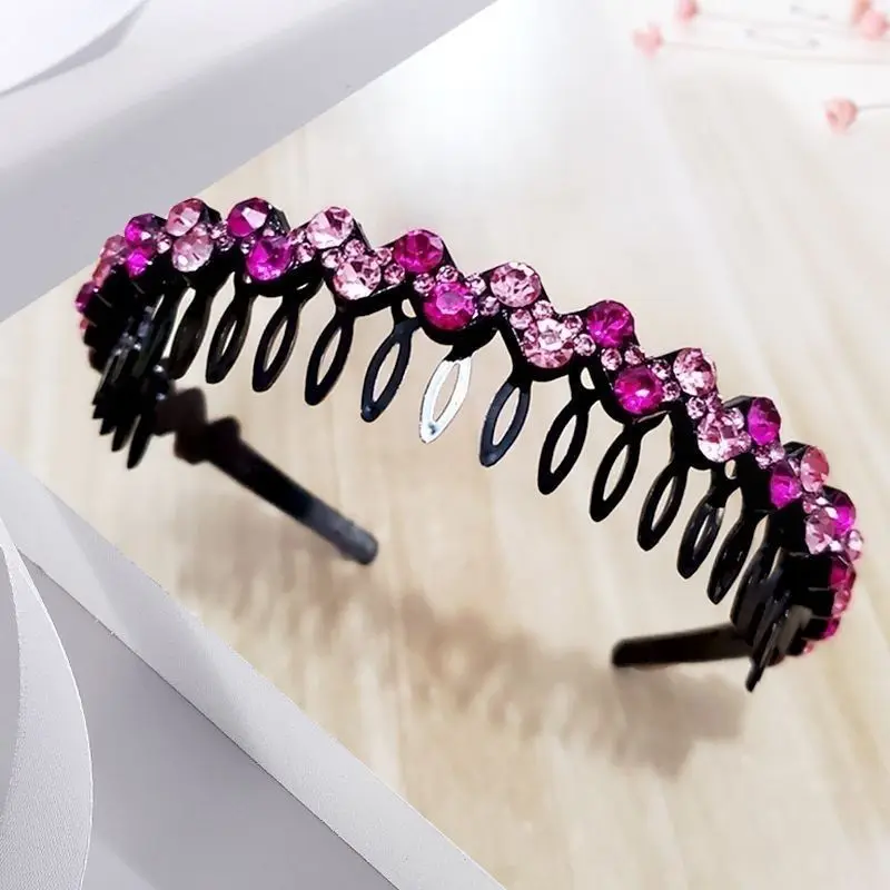 Korean Version Anti Slip New Colorful Rhinestone Temperament Fashionable and Beautiful Toothed Simple Four Season Headband
Korean Version Anti Slip New Colorful Rhinestone Temperament Fashionable and Beautiful Toothed Simple Four Season Headband
