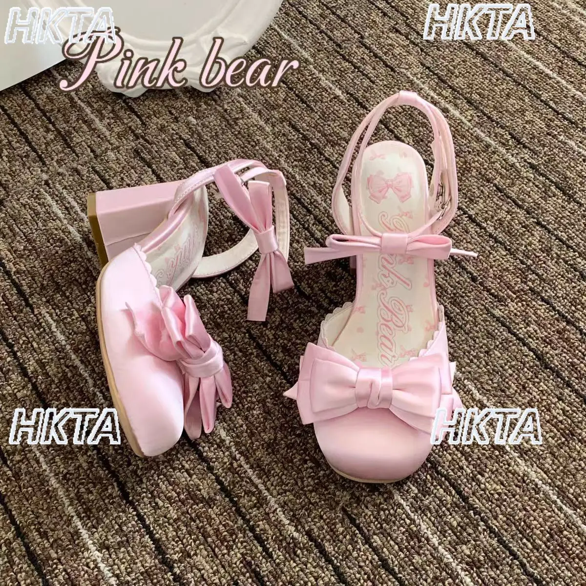 Cute Kawaii Daily Satin Bow Square Heel Lolita Sandals 2026 Summer Sweet Elegant Round Head Black Shoes High Heel Sandals Women
Cute Kawaii Daily Satin Bow Square Heel Lolita Sandals 2026 Summer Sweet Elegant Round Head Black Shoes High Heel Sandals Women