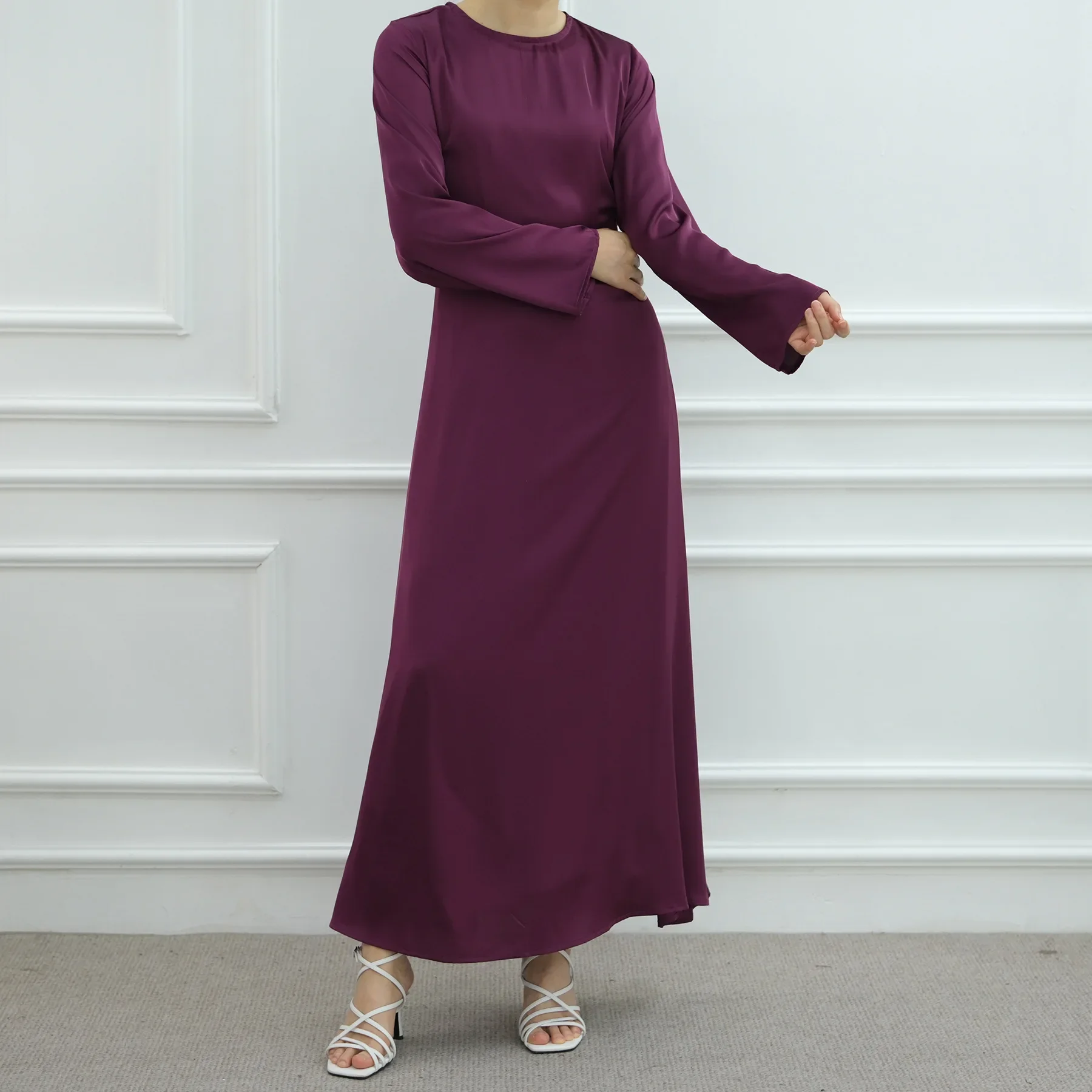 Modest Satin Abaya Women Muslim Inner Dress Solid Color Dubai Kaftan Turkey Caftan Marocain Femme Robe Eid Gown Islamic Clothing
Modest Satin Abaya Women Muslim Inner Dress Solid Color Dubai Kaftan Turkey Caftan Marocain Femme Robe Eid Gown Islamic Clothing