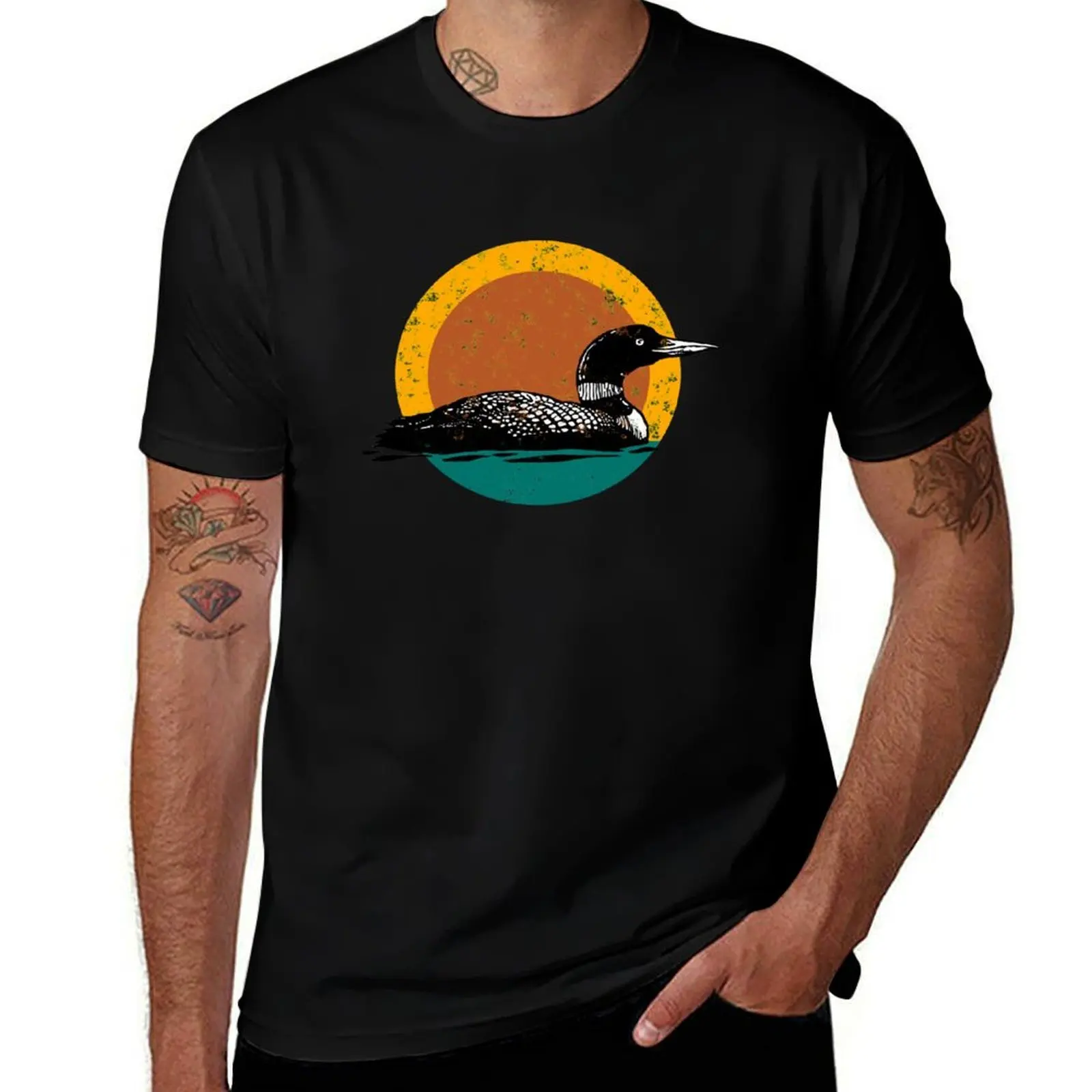 Loon Sunset- Faded Look with Retro Colors T-Shirt t shirt man cotton man t shirts for men casual t shirt man casual T-shirt
Loon Sunset- Faded Look with Retro Colors T-Shirt t shirt man cotton man t shirts for men casual t shirt man casual T-shirt