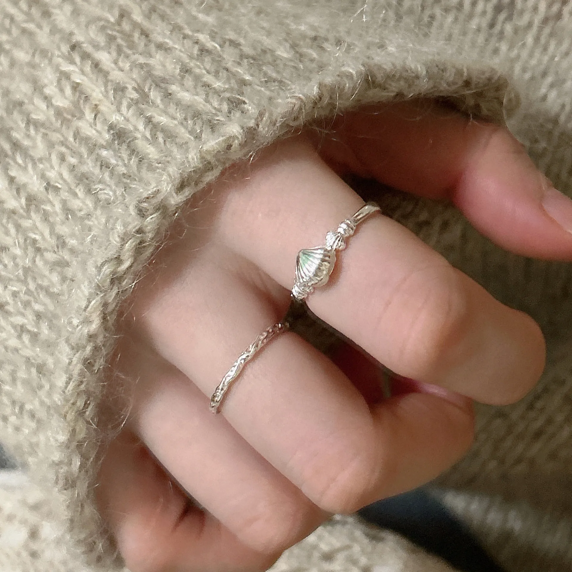 Кольцо PANJBJ925 из стерлингового серебра с текстурой ракушки для женщин, креативный модный дизайн, трендовая бижутерия, подарок, дропшиппинг
Кольцо PANJBJ925 из стерлингового серебра с текстурой ракушки для женщин, креативный модный дизайн, трендовая бижутерия, подарок, дропшиппинг