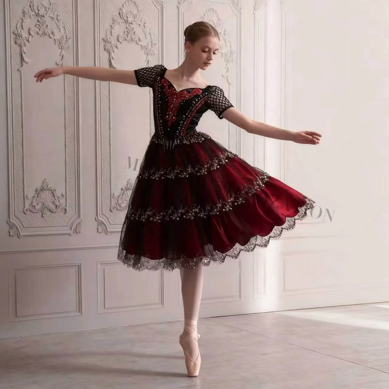 New custom-made black and red Don Quijote Spanish ballet competition performance dress for adults and children
New custom-made black and red Don Quijote Spanish ballet competition performance dress for adults and children