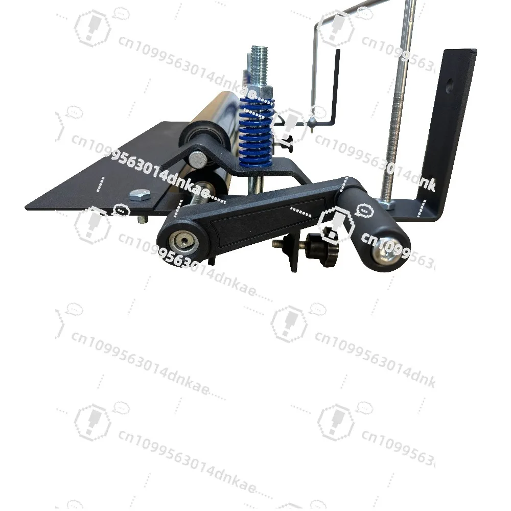 The Quick-drying Towel Squeezer Used in The Car Wash and Beauty Shop Can Be Installed on The Wall To Squeeze Towels and Wring
The Quick-drying Towel Squeezer Used in The Car Wash and Beauty Shop Can Be Installed on The Wall To Squeeze Towels and Wring