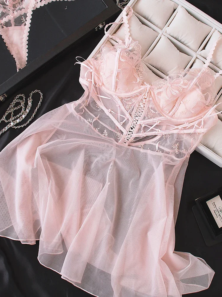 Экзотическое платье на бретельках с бантом, летнее женское белье с трусами, костюмные платья, женские ночные рубашки
Экзотическое платье на бретельках с бантом, летнее женское белье с трусами, костюмные платья, женские ночные рубашки