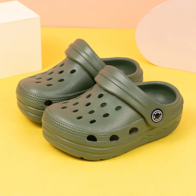 Kids Slippers Summer Hole Design Slip on Slippers Boys Girls EVA Anti Slip Indoor Outdoor Beach Pool Footwear Toddler Sandals
Kids Slippers Summer Hole Design Slip on Slippers Boys Girls EVA Anti Slip Indoor Outdoor Beach Pool Footwear Toddler Sandals