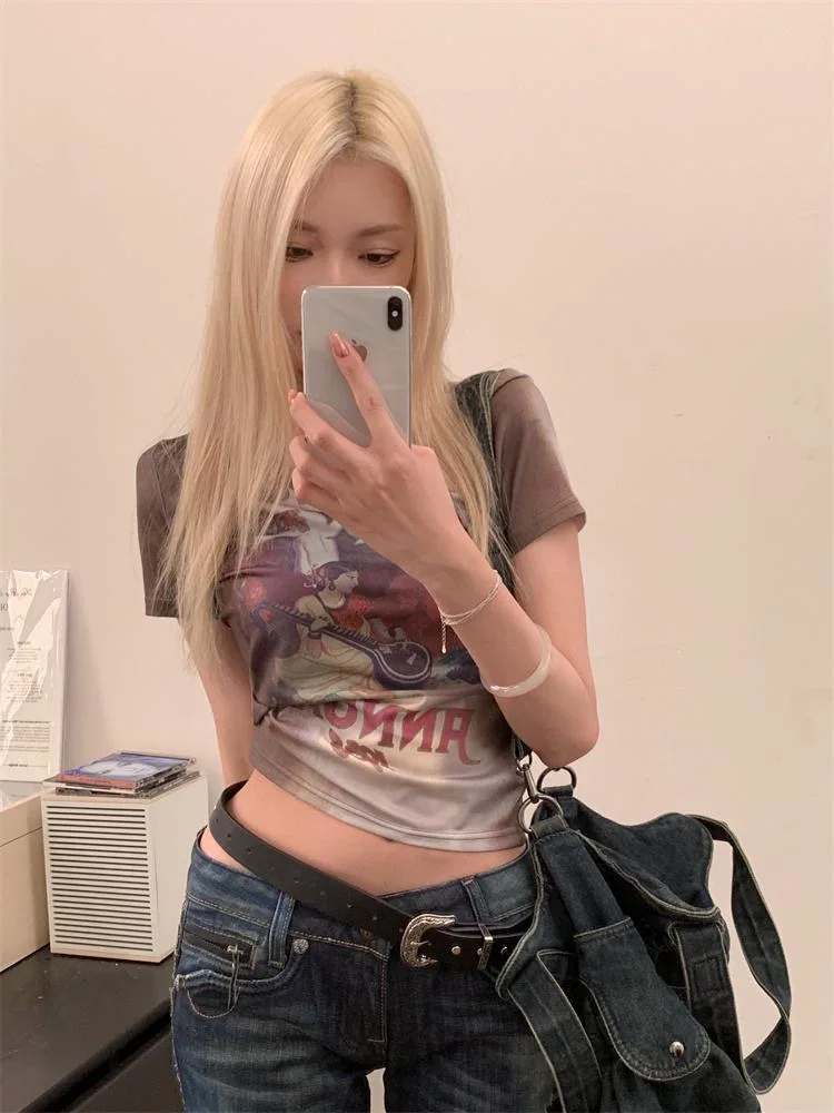 Street Sle Y2K Millennium Spicy Girl American Retro Print T-irt Women's Slim Fit ort Sve Top round Ne ort Length
Street Sle Y2K Millennium Spicy Girl American Retro Print T-irt Women's Slim Fit ort Sve Top round Ne ort Length