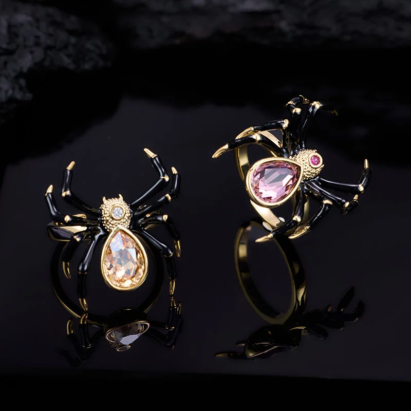 Gothic Punk Vintage Spider Ring for Women Exaggerated Crystal Animal Finger Men's Adjust Hiphop Party Halloween Jewelry
Gothic Punk Vintage Spider Ring for Women Exaggerated Crystal Animal Finger Men's Adjust Hiphop Party Halloween Jewelry