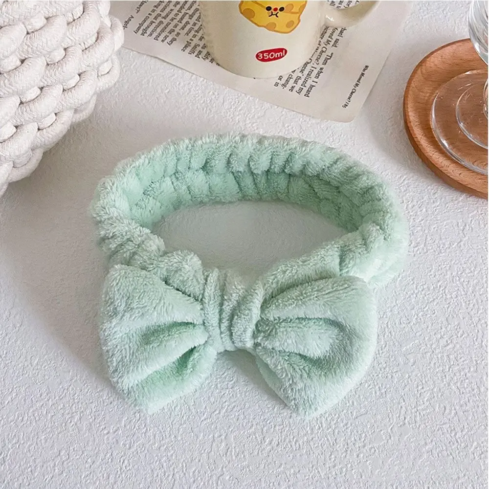Elastic Coral Fleece Hair Band Knot Fluffy Bowknot Make Up Hairband Soft Bow Cosmetic Headbands Women
Elastic Coral Fleece Hair Band Knot Fluffy Bowknot Make Up Hairband Soft Bow Cosmetic Headbands Women