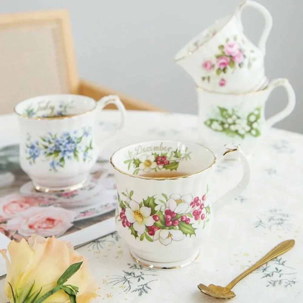 European Vintage Flower Phnom Penh Mugs with Handgrip Tea Cup Water Milk Cola Mug for Office Home Table Decor Drinkware 머그컵
European Vintage Flower Phnom Penh Mugs with Handgrip Tea Cup Water Milk Cola Mug for Office Home Table Decor Drinkware 머그컵