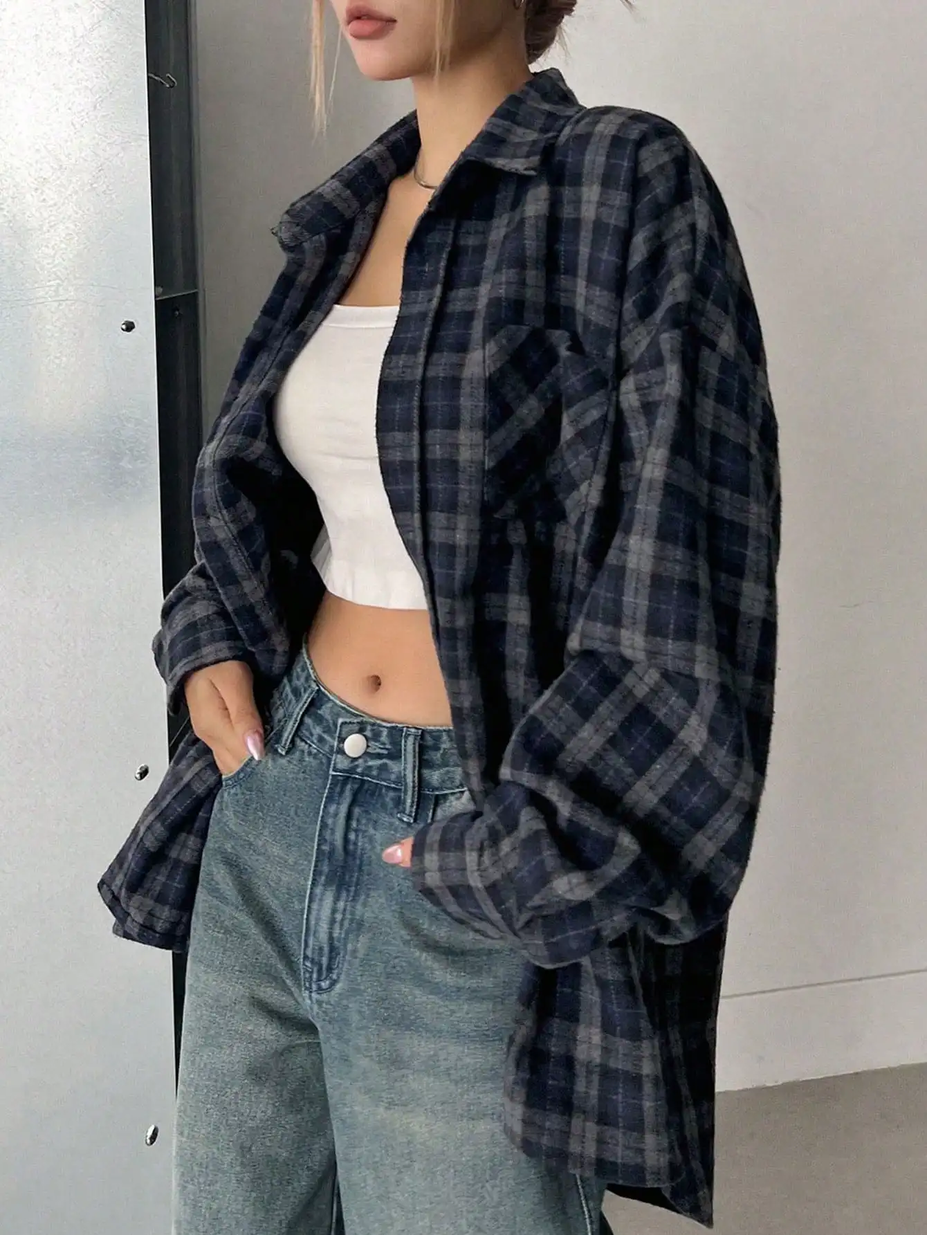 Женская свободная клетчатая уличная повседневная рубашка для школьной формы, женский топ с длинным рукавом Flannels
Женская свободная клетчатая уличная повседневная рубашка для школьной формы, женский топ с длинным рукавом Flannels