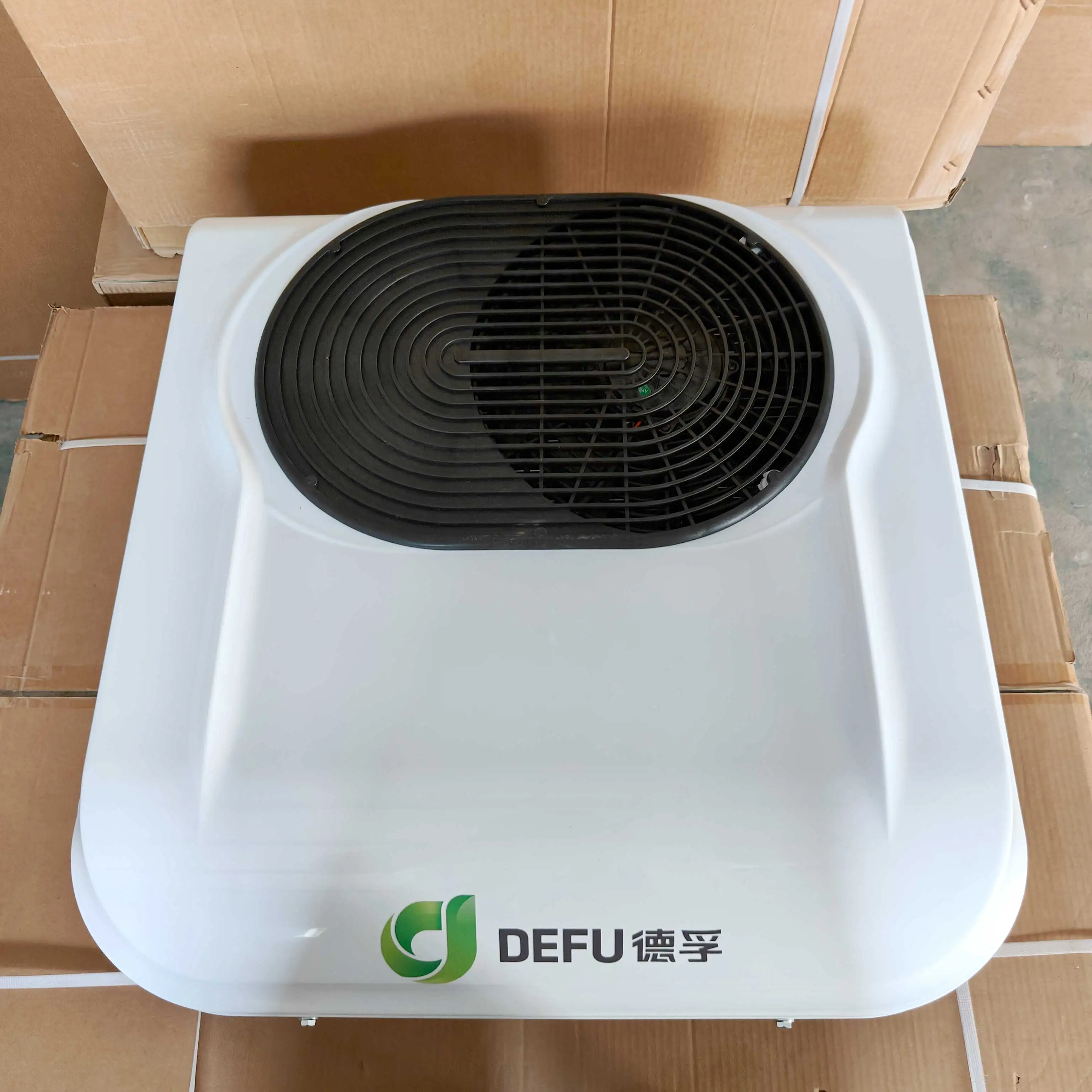 Top Mounted ElectricTruck Cooling 12v24v Car Air Conditioner For Car Van Truck Parking Sleeper
Top Mounted ElectricTruck Cooling 12v24v Car Air Conditioner For Car Van Truck Parking Sleeper