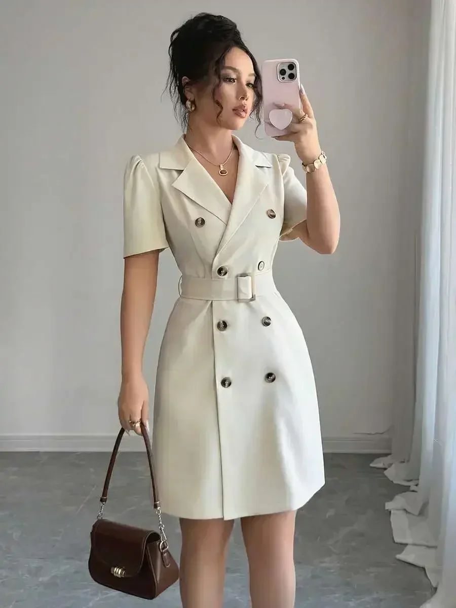 Double-Breasted Collared Tie-Waist Petal Sleeve Dress
Double-Breasted Collared Tie-Waist Petal Sleeve Dress