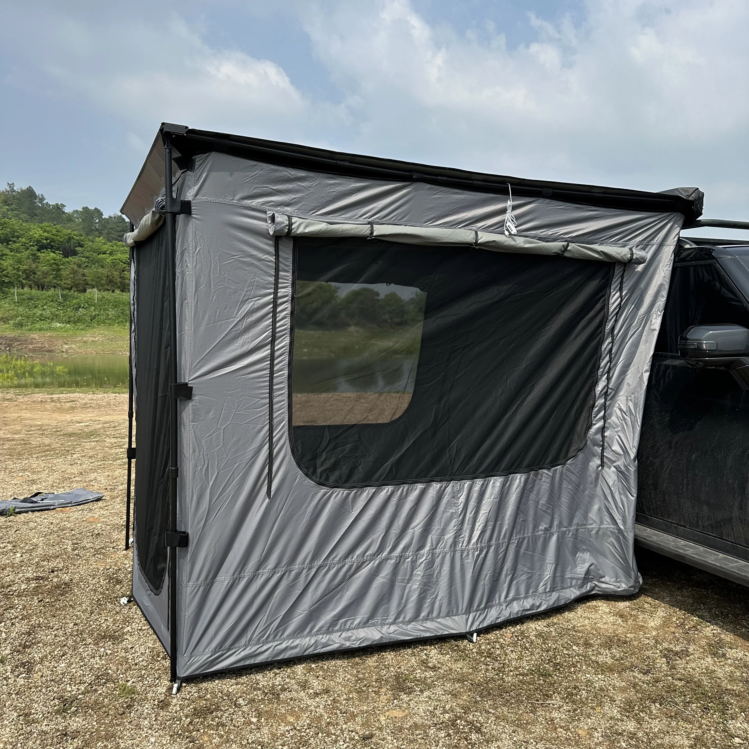 420D Oxford Side Adventure Annex Shade Wall Room Campervan Awning Single Layer 4WD Car Aluminum Pole Changing Room Awning
420D Oxford Side Adventure Annex Shade Wall Room Campervan Awning Single Layer 4WD Car Aluminum Pole Changing Room Awning