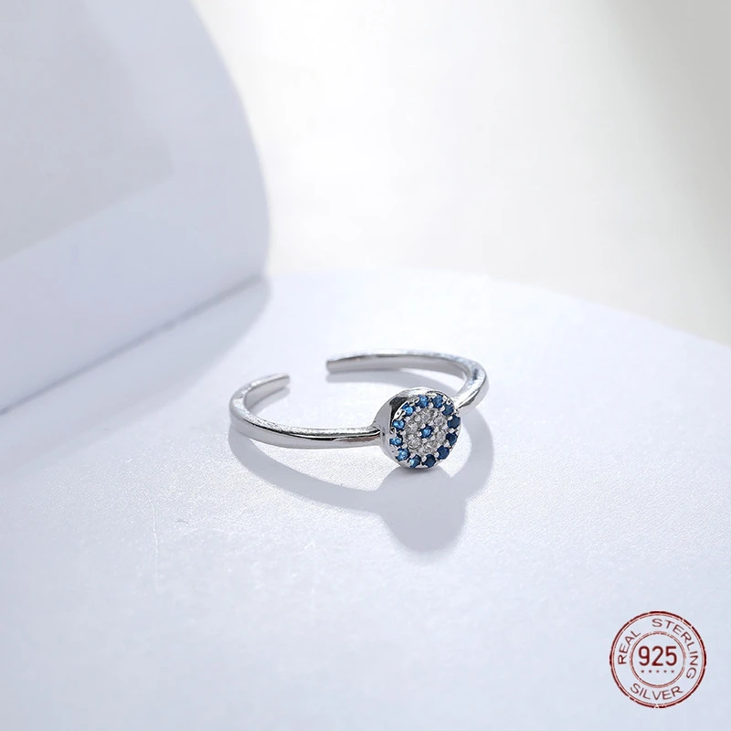 925 Sterling Silver Devil's Eye Zircon Ring for Women Stylish Promise Ring High Jewelry Wedding Gift
925 Sterling Silver Devil's Eye Zircon Ring for Women Stylish Promise Ring High Jewelry Wedding Gift