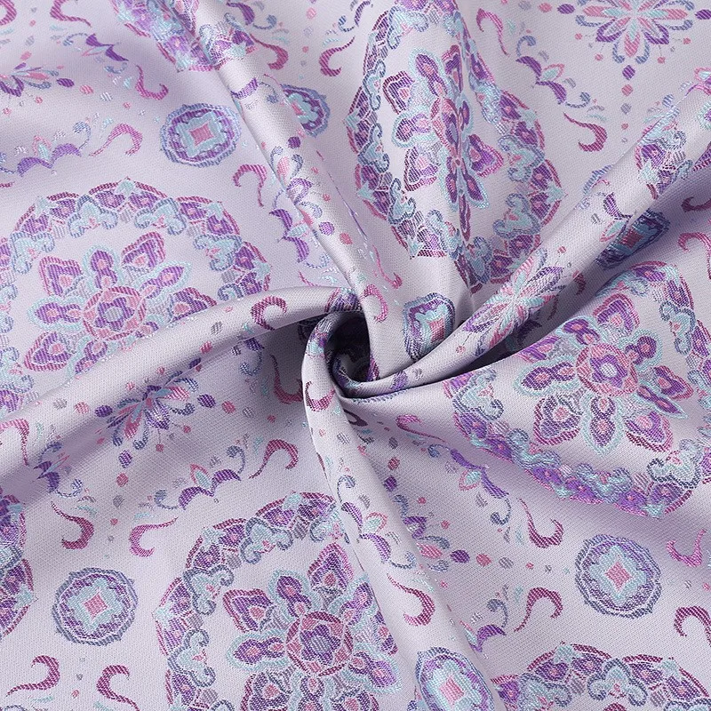 Xiangyunsha printed fabric autumn and winter coats cotton-padded clothes dress geometric figure silk-screened flower
Xiangyunsha printed fabric autumn and winter coats cotton-padded clothes dress geometric figure silk-screened flower