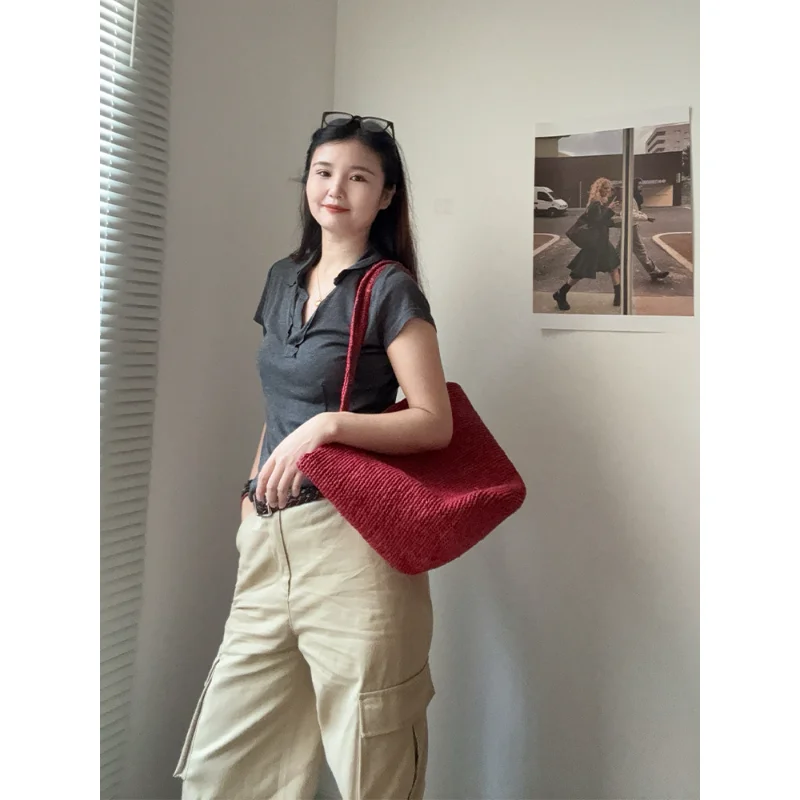 Burgundy Raffia Woven Tote Bag, Large Capacity Summer Beach Shoulder Purse, Casual Boho Style Handbag for Women
Burgundy Raffia Woven Tote Bag, Large Capacity Summer Beach Shoulder Purse, Casual Boho Style Handbag for Women