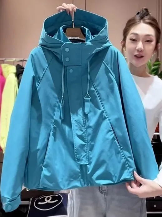 Cropped Trench Coat Clothes Woman Camel Letterch Colors Plush Waist-Collecting Drawstrings Textured Premium Business Ropa Outer
Cropped Trench Coat Clothes Woman Camel Letterch Colors Plush Waist-Collecting Drawstrings Textured Premium Business Ropa Outer