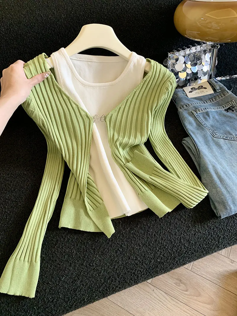 Sweet Sle Knitted Cardigan Set for Women High Waist pe Long Sve round Ne ort Length Pure Color Spring Faion
Sweet Sle Knitted Cardigan Set for Women High Waist pe Long Sve round Ne ort Length Pure Color Spring Faion