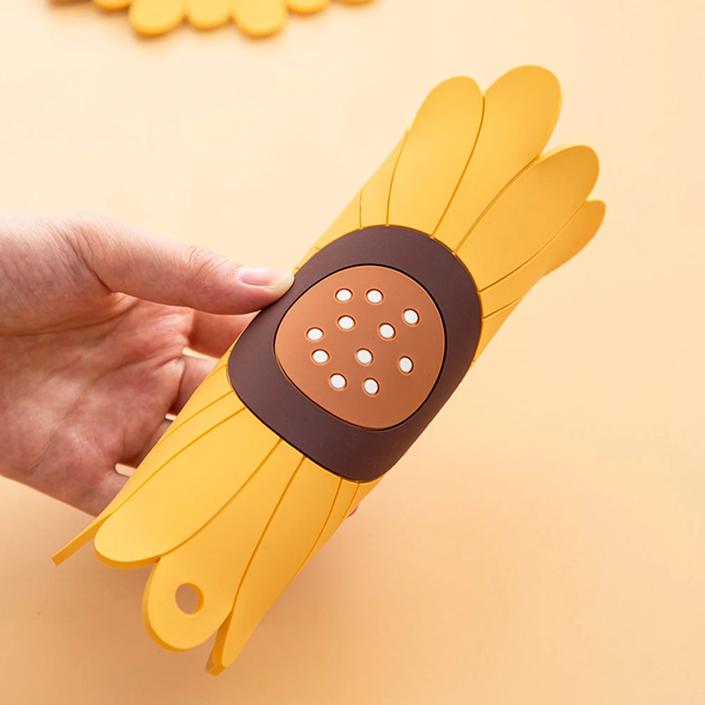 2PCS PVC Heat insulated Placemats Sunflower Coasters Yellow Brown Medium Size Table Pads Kitchen Decor Waterproof Mats
2PCS PVC Heat insulated Placemats Sunflower Coasters Yellow Brown Medium Size Table Pads Kitchen Decor Waterproof Mats