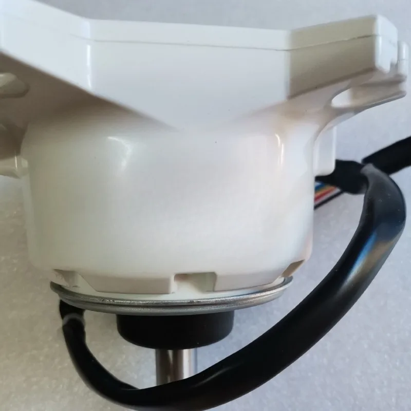 Central air conditioning motor SIC-81FW-D8138-3A1F 17B29701A/B SIC-68FV-D851-1R 17B29701A 17B29701B
Central air conditioning motor SIC-81FW-D8138-3A1F 17B29701A/B SIC-68FV-D851-1R 17B29701A 17B29701B