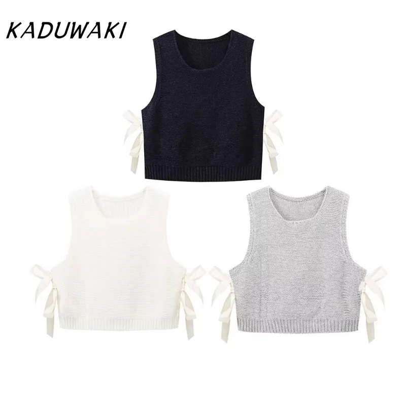 KADUWAKI Spring Warm Knitted Jumper European/American Women's Clothing Three Colors Optional Side Bow Button Short Knitted Vest
KADUWAKI Spring Warm Knitted Jumper European/American Women's Clothing Three Colors Optional Side Bow Button Short Knitted Vest