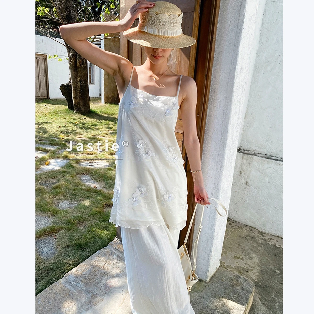 White 3D Flower 2 Piece Set Women Floral Embroidery Cami Top Wide Leg Pants Outfits Elegant Cottagecore Summer Vacation Set
White 3D Flower 2 Piece Set Women Floral Embroidery Cami Top Wide Leg Pants Outfits Elegant Cottagecore Summer Vacation Set