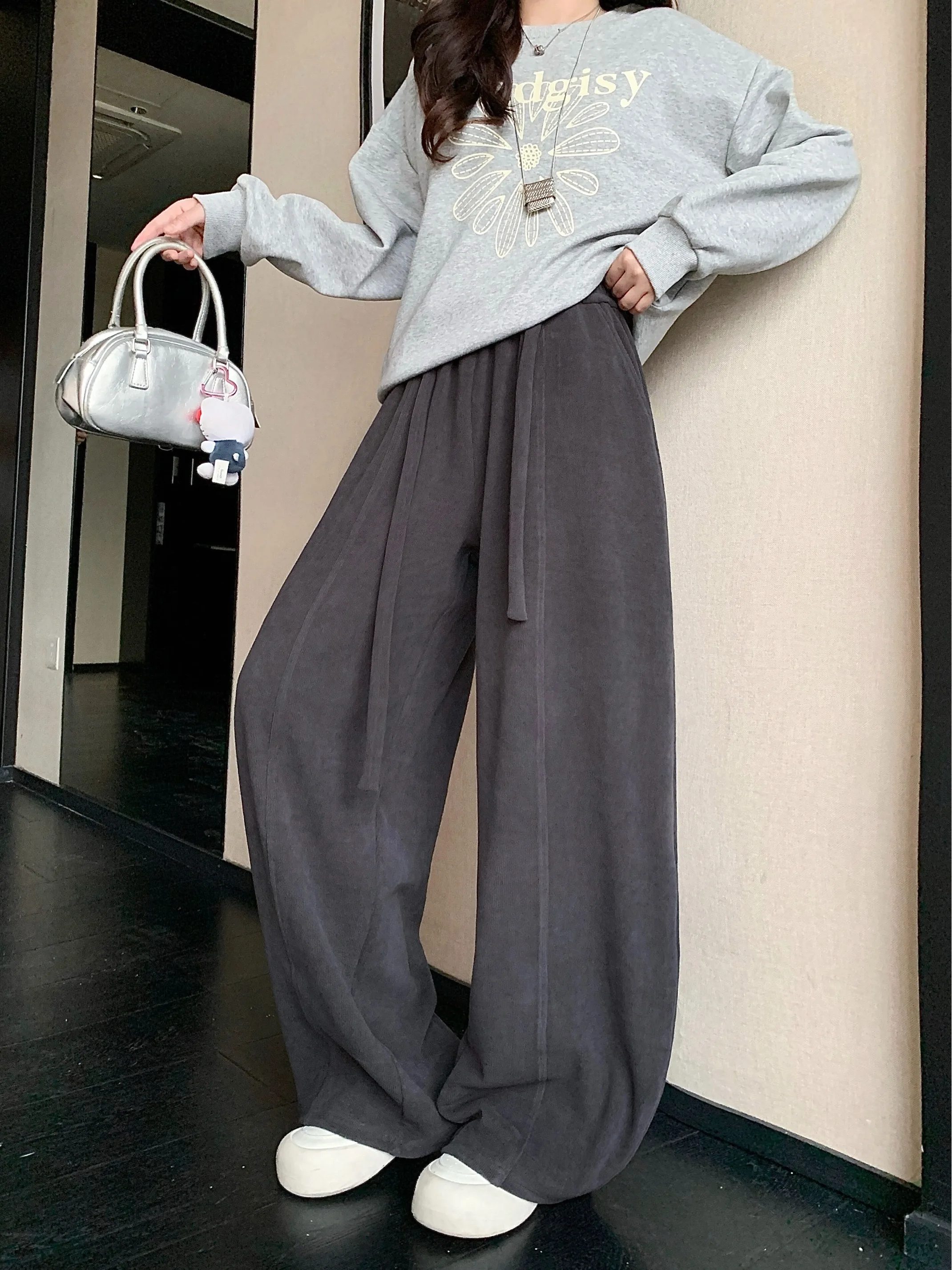 plus Size Women's American Retro Thi Wide Leg Knife Pants High Waist Casual Straight Cut Trousers Autumn Winter New Sle
plus Size Women's American Retro Thi Wide Leg Knife Pants High Waist Casual Straight Cut Trousers Autumn Winter New Sle