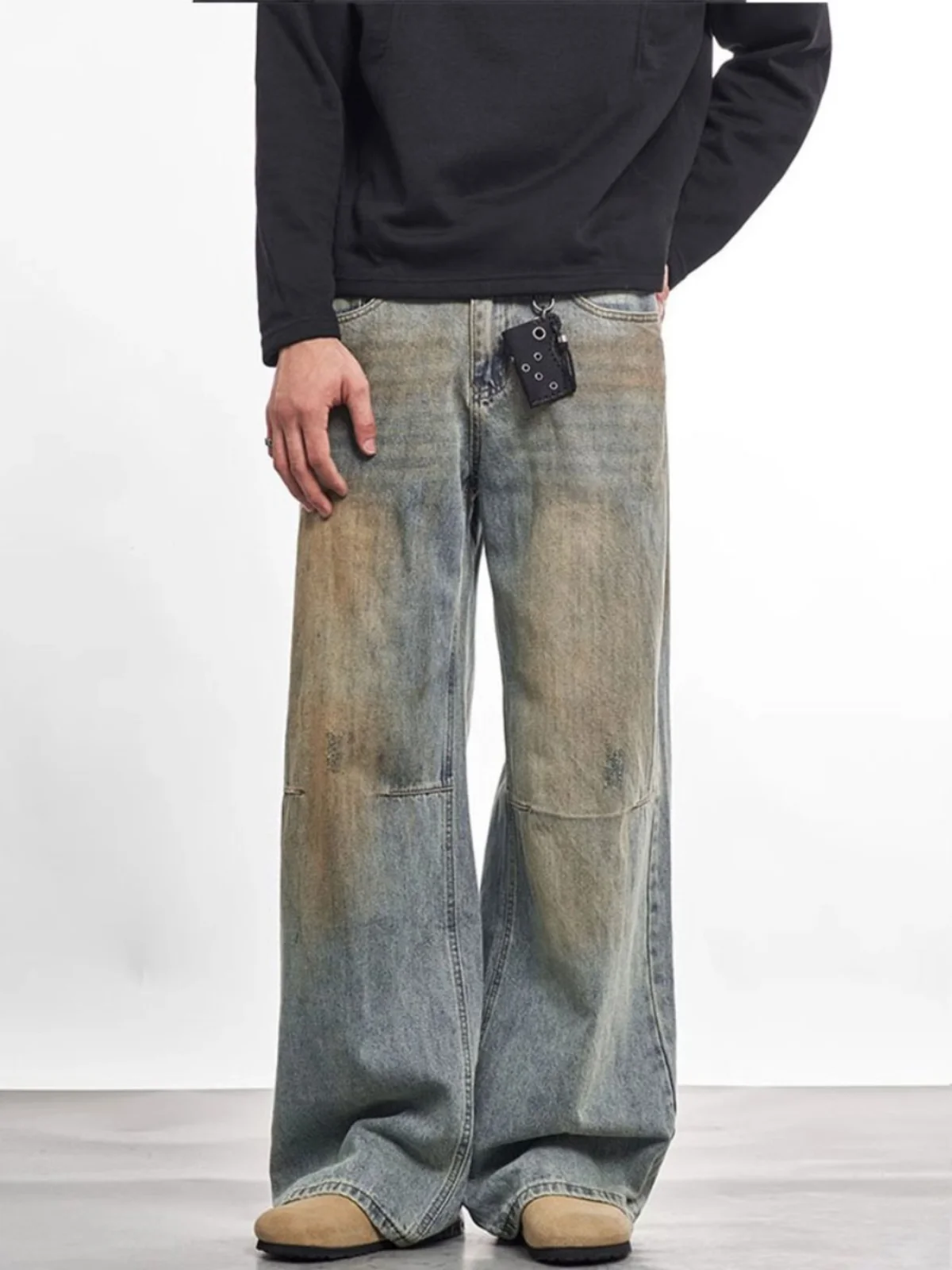 Мужские джинсы Street Sle, окрашенные в технике Dirt Dyed, свободного прямого кроя, длиной до пола, повседневные, молодежный тренд, средняя посадка, на шнурке
Мужские джинсы Street Sle, окрашенные в технике Dirt Dyed, свободного прямого кроя, длиной до пола, повседневные, молодежный тренд, средняя посадка, на шнурке