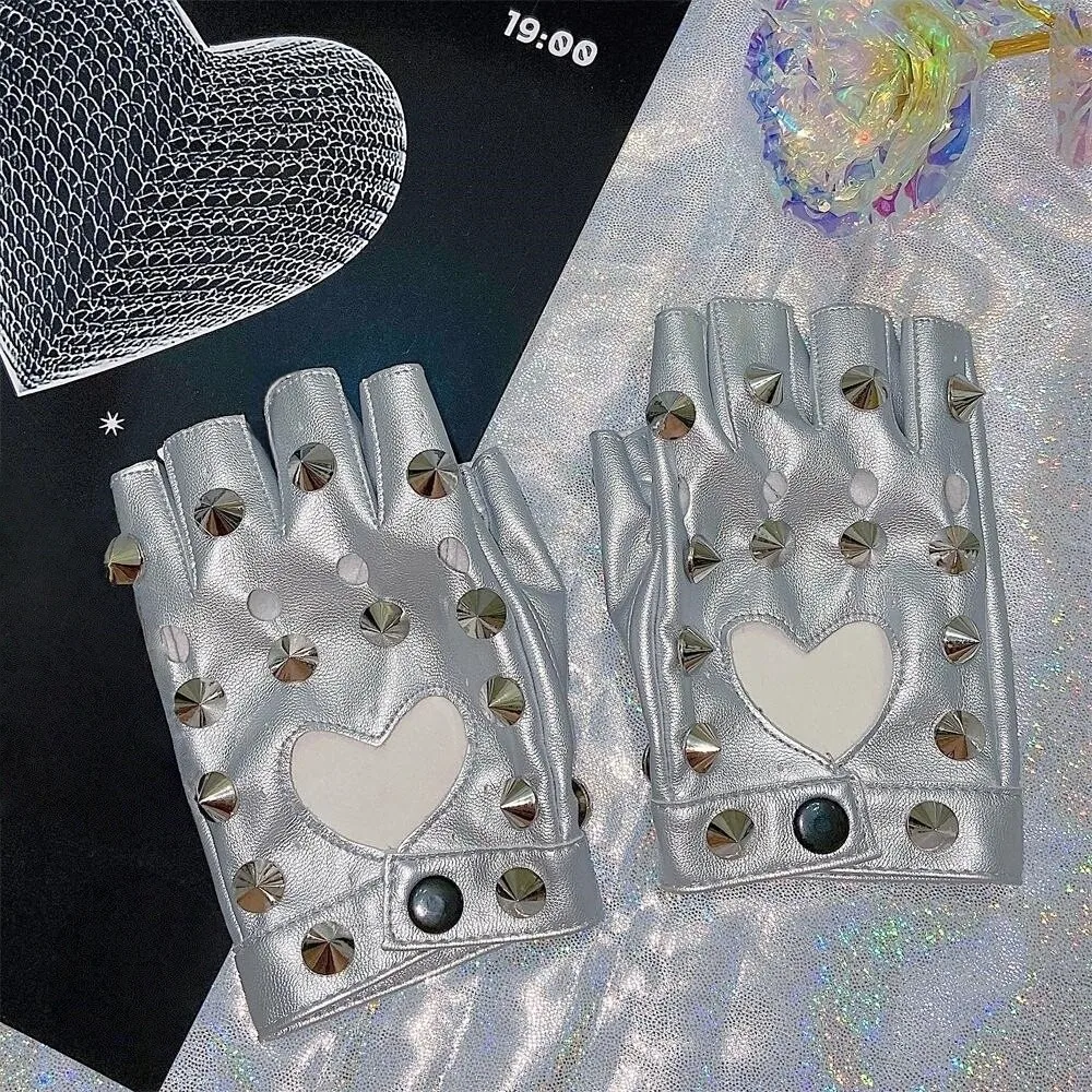 Motor Fingerless Rivet Gloves PU Leather Hip-Pop Half-palm Gloves Punk Gothic Patent Leather Gloves Disco Dancing
Motor Fingerless Rivet Gloves PU Leather Hip-Pop Half-palm Gloves Punk Gothic Patent Leather Gloves Disco Dancing