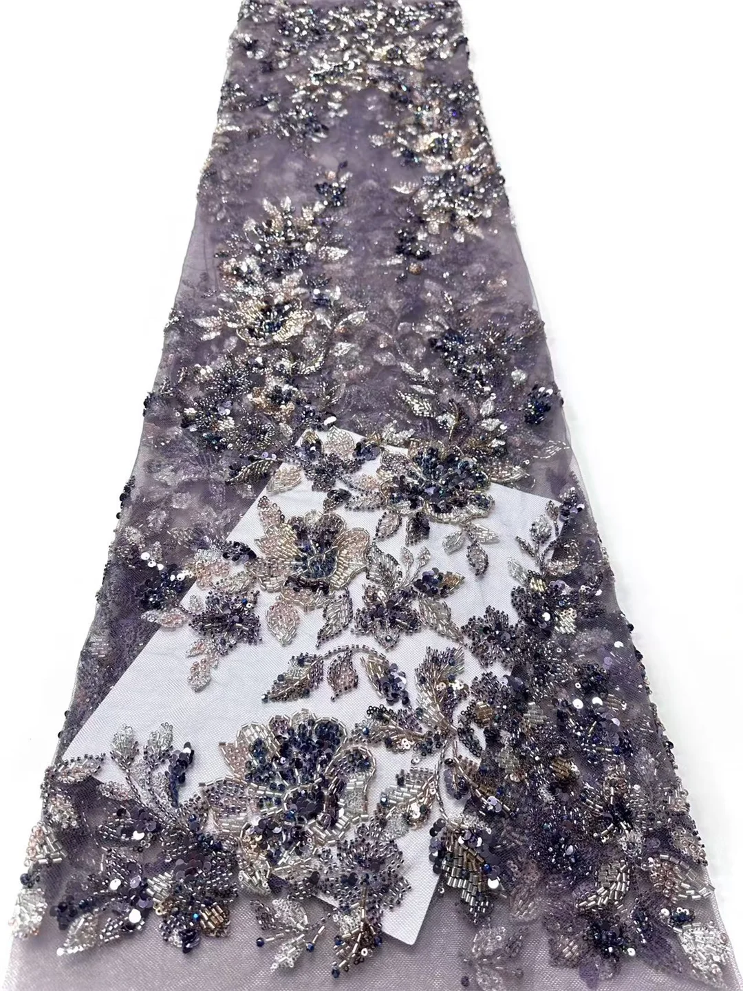 2026 High Quality African Heavy Beaded Lace Fabric Luxury French Sequins Mesh Embroidery Fabric for Wedding Party Dresses
2026 High Quality African Heavy Beaded Lace Fabric Luxury French Sequins Mesh Embroidery Fabric for Wedding Party Dresses
