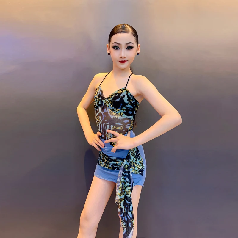 Children's Green Leopard Printed Latin Dance Costume, Sexy Patch, Cha Cha Tango, Classic Style, 1 set per batch
Children's Green Leopard Printed Latin Dance Costume, Sexy Patch, Cha Cha Tango, Classic Style, 1 set per batch