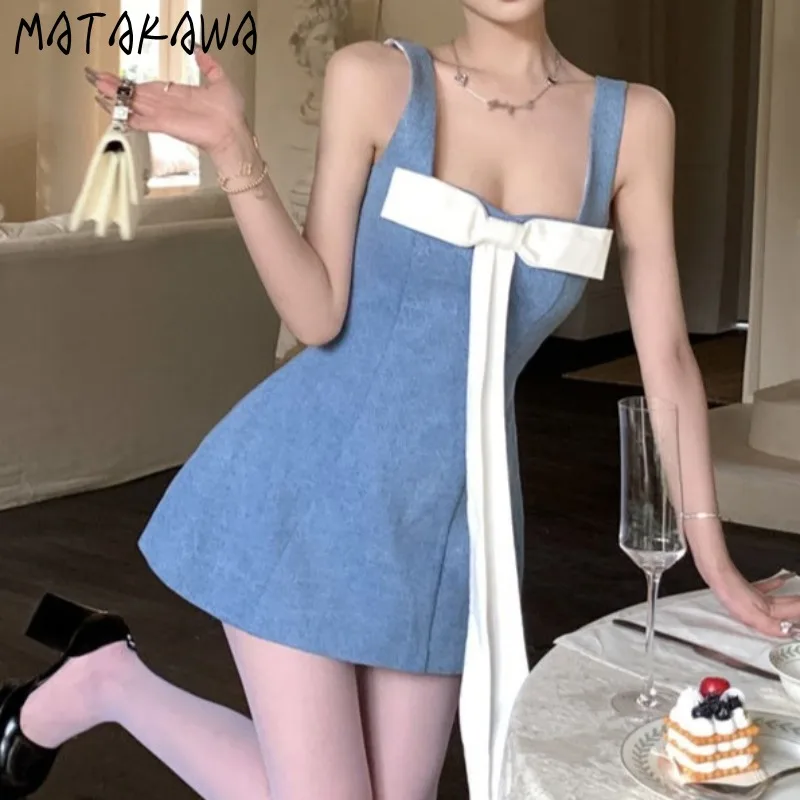 Matakawa Contrast Color Denim Dresses Women Bows Sweet Vintage Vestidos Mujer Spring Summer Korean Fashion A-line Mini Dress
Matakawa Contrast Color Denim Dresses Women Bows Sweet Vintage Vestidos Mujer Spring Summer Korean Fashion A-line Mini Dress
