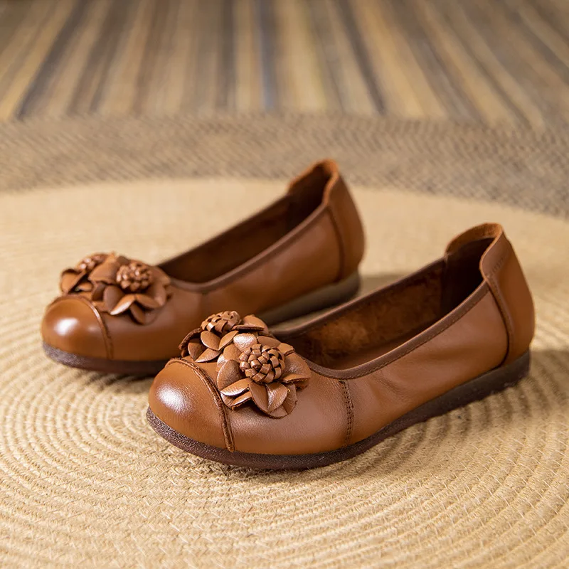 New flower moccasins shoes for women summer shallow flats genuine leather loafers woman daily walking shoes mom driving flats
New flower moccasins shoes for women summer shallow flats genuine leather loafers woman daily walking shoes mom driving flats