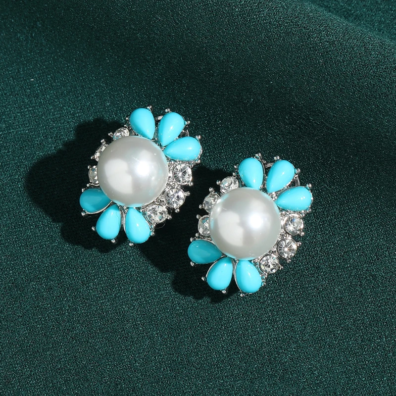 Vintage White Pearl Blue Glass Flower Earrings Rhinestone For Woman Wedding Accessories Luxury Quality Gold Plated Jewelry Gift
Vintage White Pearl Blue Glass Flower Earrings Rhinestone For Woman Wedding Accessories Luxury Quality Gold Plated Jewelry Gift