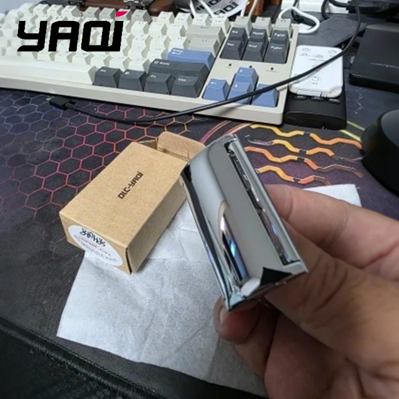 YAQI 0.65mm Blade Gap Zephyr Capsule Zinc Alloy Men Safety Razor Head With 43mm in Length And 26mm in Width Safety Razor Head
YAQI 0.65mm Blade Gap Zephyr Capsule Zinc Alloy Men Safety Razor Head With 43mm in Length And 26mm in Width Safety Razor Head