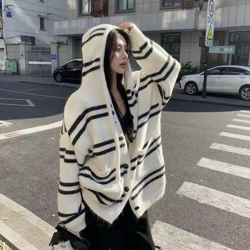 Korean Women's Striped Hooded Drawstring Sweater Jacket for Autumn and Winter New Knitted Cardigan Loose Tops for Outerwear
Korean Women's Striped Hooded Drawstring Sweater Jacket for Autumn and Winter New Knitted Cardigan Loose Tops for Outerwear