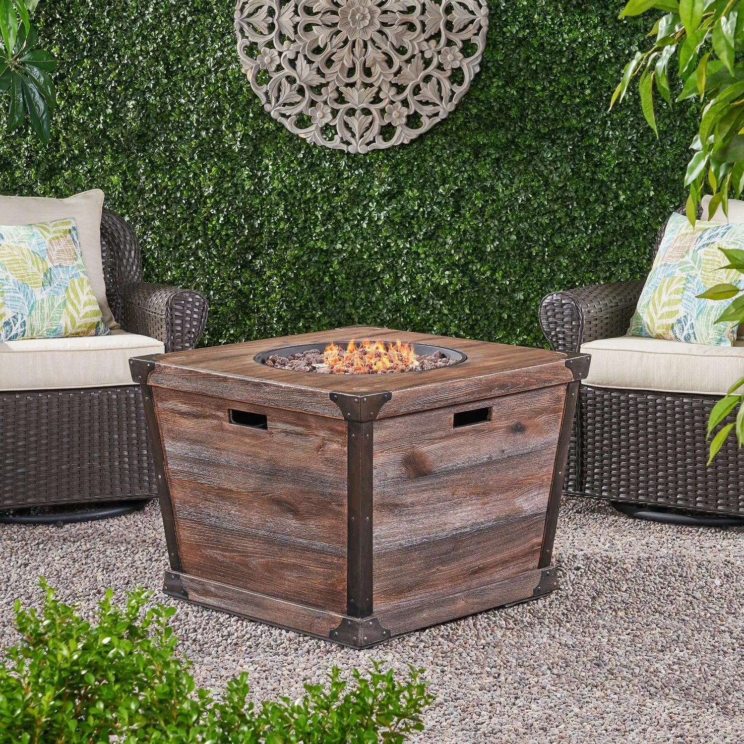 Outdoor Patio 24'' H x 32'' W Square Gas Burning Concrete Fire Pit Wood Pattern - Brown - 40,000 BTU
Outdoor Patio 24'' H x 32'' W Square Gas Burning Concrete Fire Pit Wood Pattern - Brown - 40,000 BTU