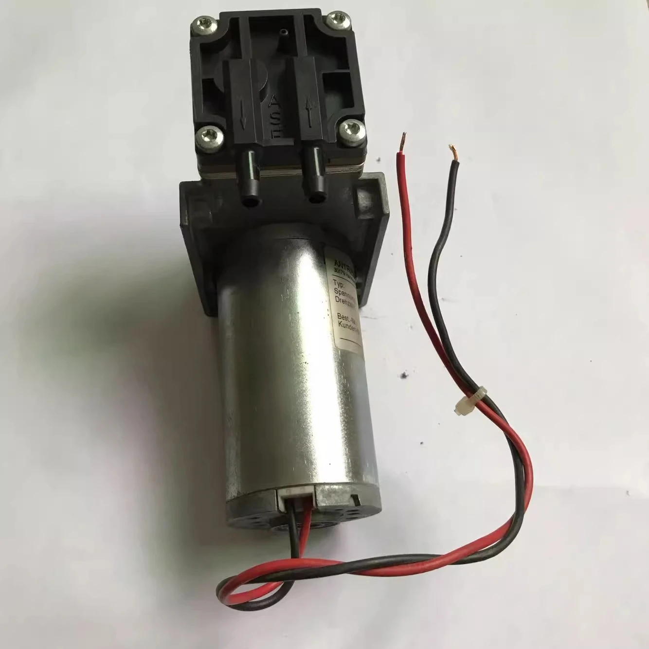 Imported DC air pump vacuum pump for M48 × 25/1 DC24V 2750 1/min
Imported DC air pump vacuum pump for M48 × 25/1 DC24V 2750 1/min