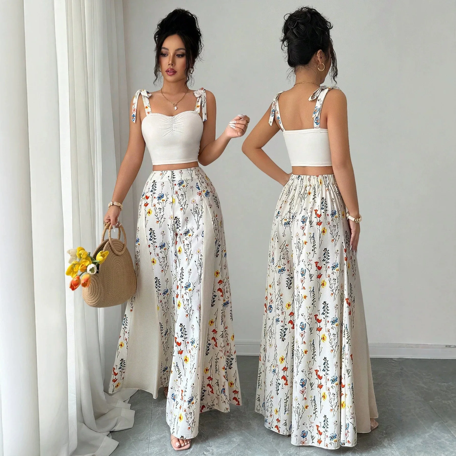 Knitted Patchwork Floral Tie-up Short Top And Loose Pants Set, Elegant And Fashionable For Summer Bohemian Style Elegant Sexy
Knitted Patchwork Floral Tie-up Short Top And Loose Pants Set, Elegant And Fashionable For Summer Bohemian Style Elegant Sexy