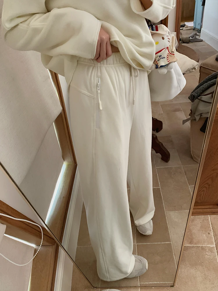 ZNG Winter Thiened Velvet Leisure Simple Wide Leg Pants Recommendations High Waist Straight Cut Cotton Blend Comfortable Tr...
ZNG Winter Thiened Velvet Leisure Simple Wide Leg Pants Recommendations High Waist Straight Cut Cotton Blend Comfortable Tr...