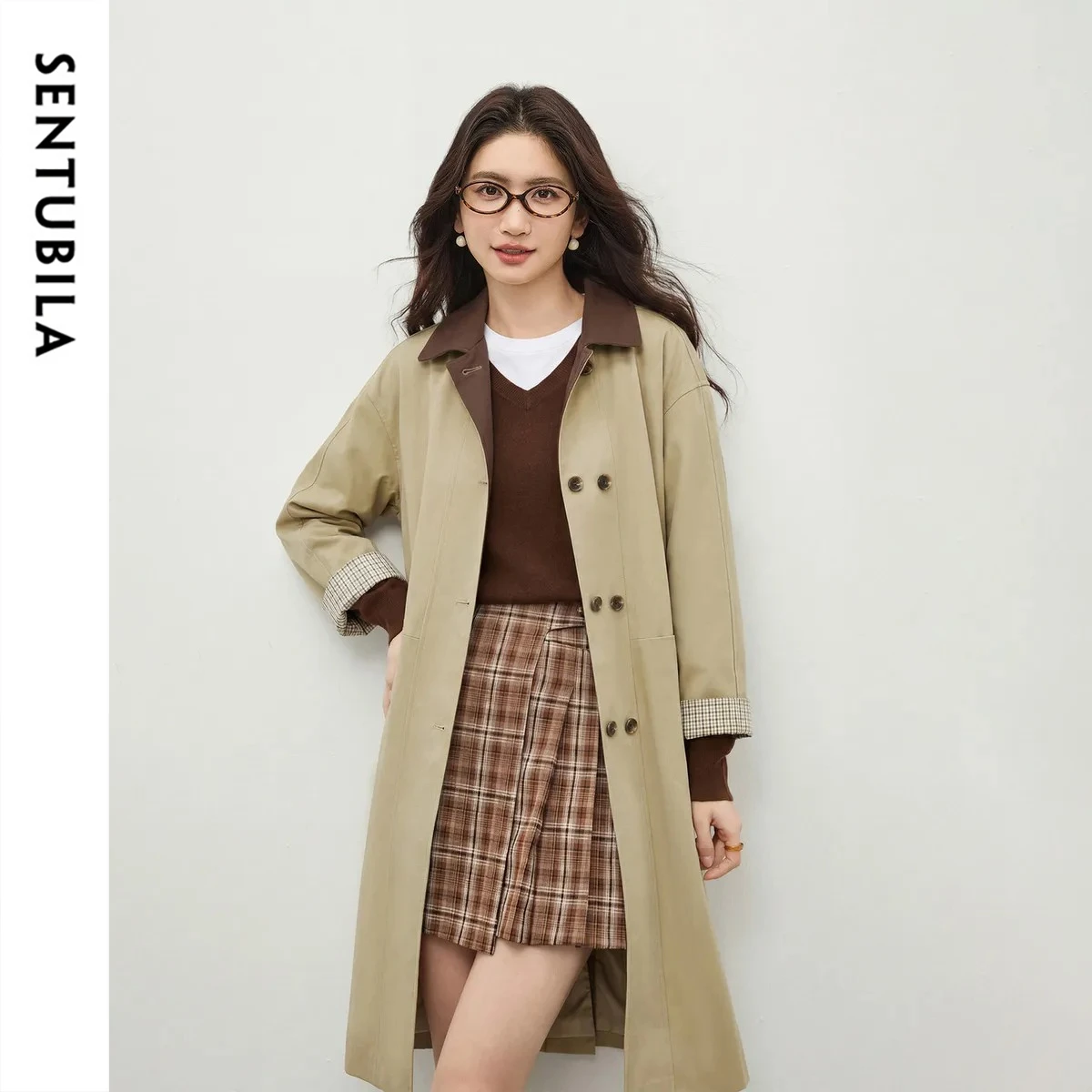 SENTUBILA Women's Fashion Khaki Trench Coat 2026 Spring Elegant Color-block Lapel Loose Long Coats Vintage Casual Top 161FB6304
SENTUBILA Women's Fashion Khaki Trench Coat 2026 Spring Elegant Color-block Lapel Loose Long Coats Vintage Casual Top 161FB6304