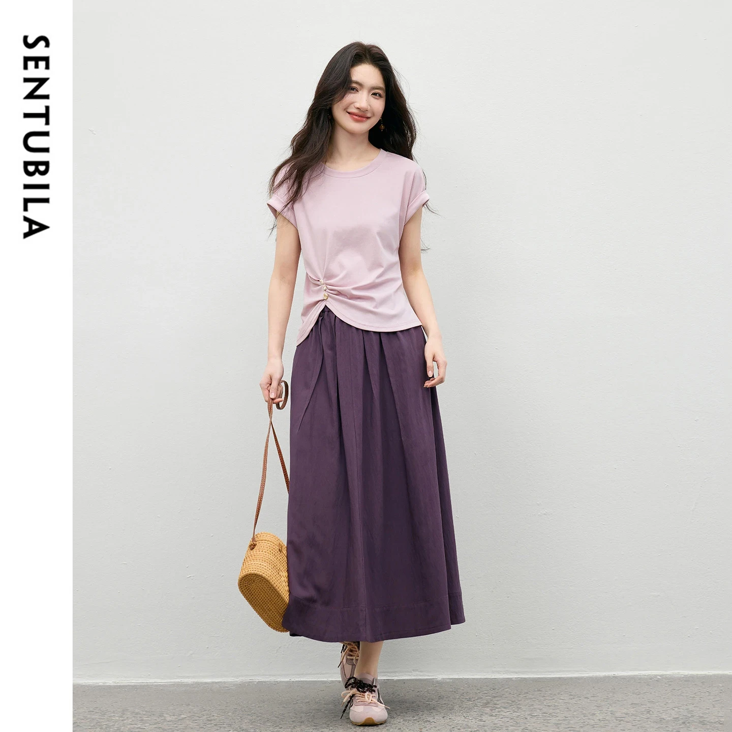SENTUBILA Women's Two-Piece Set Crew Neck Pleated Amber Contrast Button Sleeveless Top Elastic Waist A-Line Skirt Set 162ZF6133
SENTUBILA Women's Two-Piece Set Crew Neck Pleated Amber Contrast Button Sleeveless Top Elastic Waist A-Line Skirt Set 162ZF6133