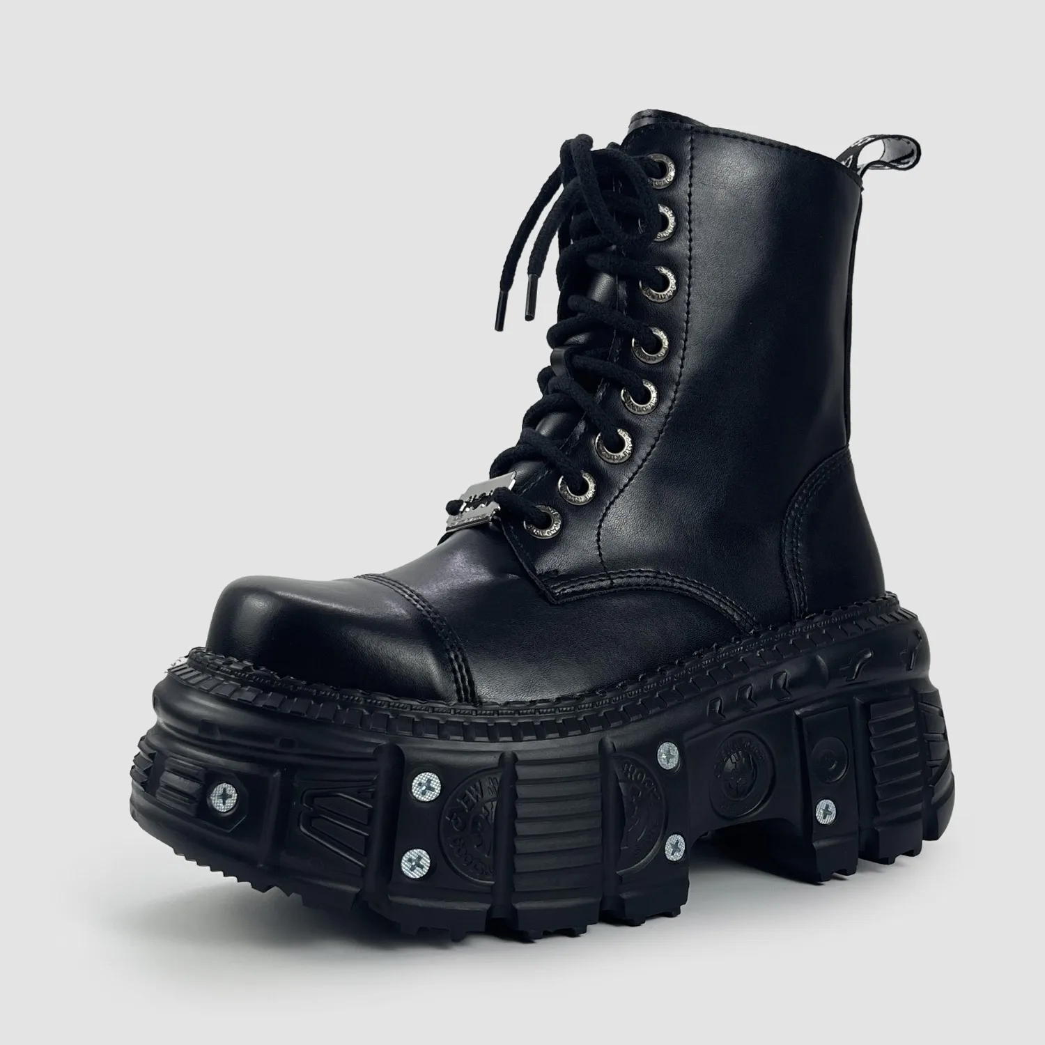 Women Heavy Punk Tank Platform Y2K Motorcycle Ankle Boots For Gothic Street Club Daily Outdoor Party Outfit For Young Ladies
Women Heavy Punk Tank Platform Y2K Motorcycle Ankle Boots For Gothic Street Club Daily Outdoor Party Outfit For Young Ladies