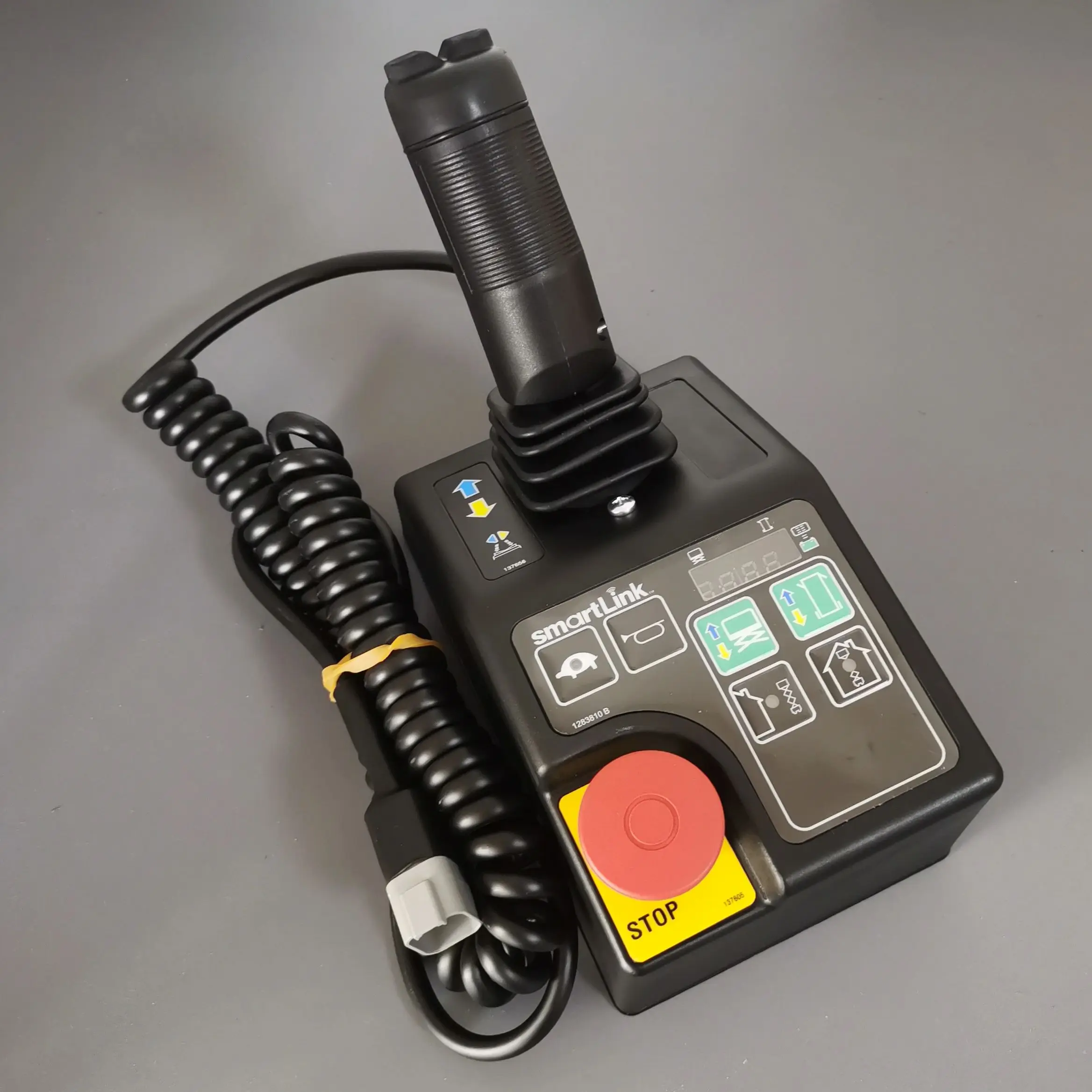 Control Box Gen 1283792 1283792GT For Genie GR12 GR-15 GR-20 GS-1530 GS-1932 GS-2032 GS-3232
Control Box Gen 1283792 1283792GT For Genie GR12 GR-15 GR-20 GS-1530 GS-1932 GS-2032 GS-3232