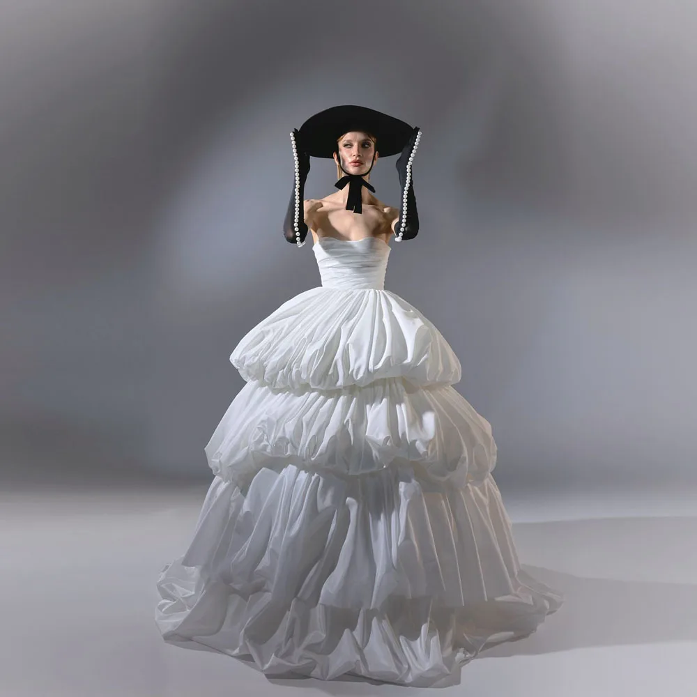 Vintage White Layered Puffy Bridal Dresses Bubble Long Wedding Gowns Ball Gowns Elegant Evening Dress Lace Up Back
Vintage White Layered Puffy Bridal Dresses Bubble Long Wedding Gowns Ball Gowns Elegant Evening Dress Lace Up Back