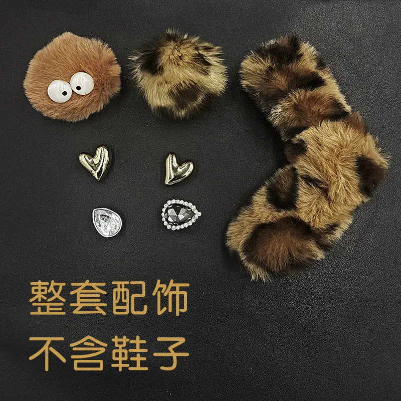 Leopard Print Plush Cover Ball Set Ins Popular Shoe Accessories Trendy Adornment for Clogs Sandals Luxury Footwear Decoration
Leopard Print Plush Cover Ball Set Ins Popular Shoe Accessories Trendy Adornment for Clogs Sandals Luxury Footwear Decoration